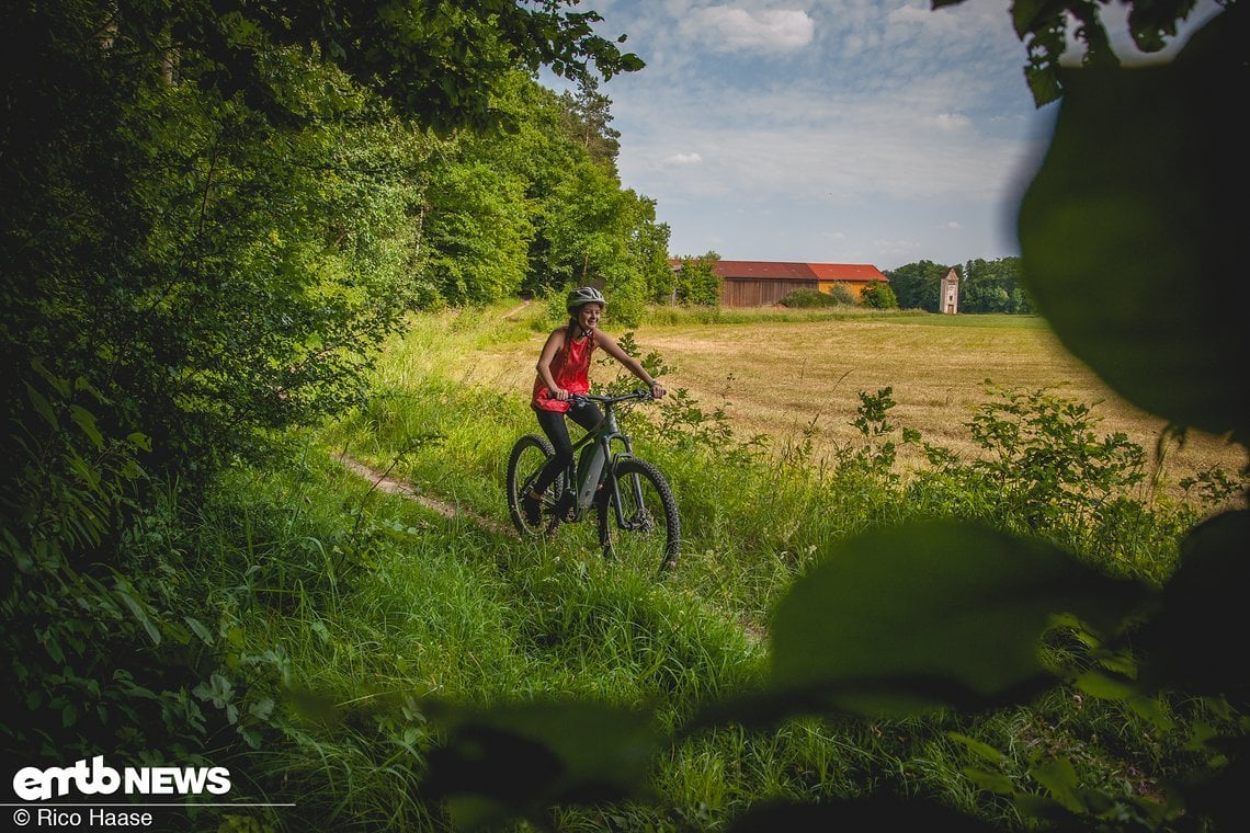 Kinder auf dem E-Bike