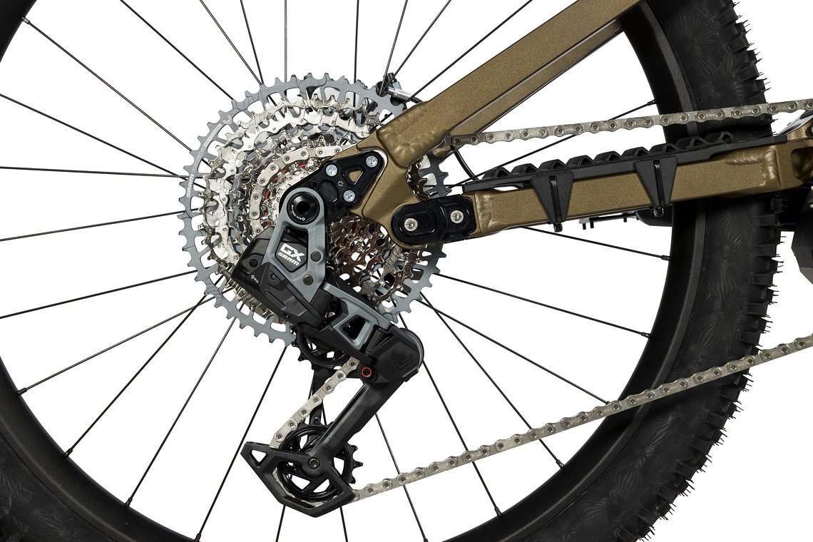 Als Schaltung ist die SRAM GX Transmission vorgesehen ...