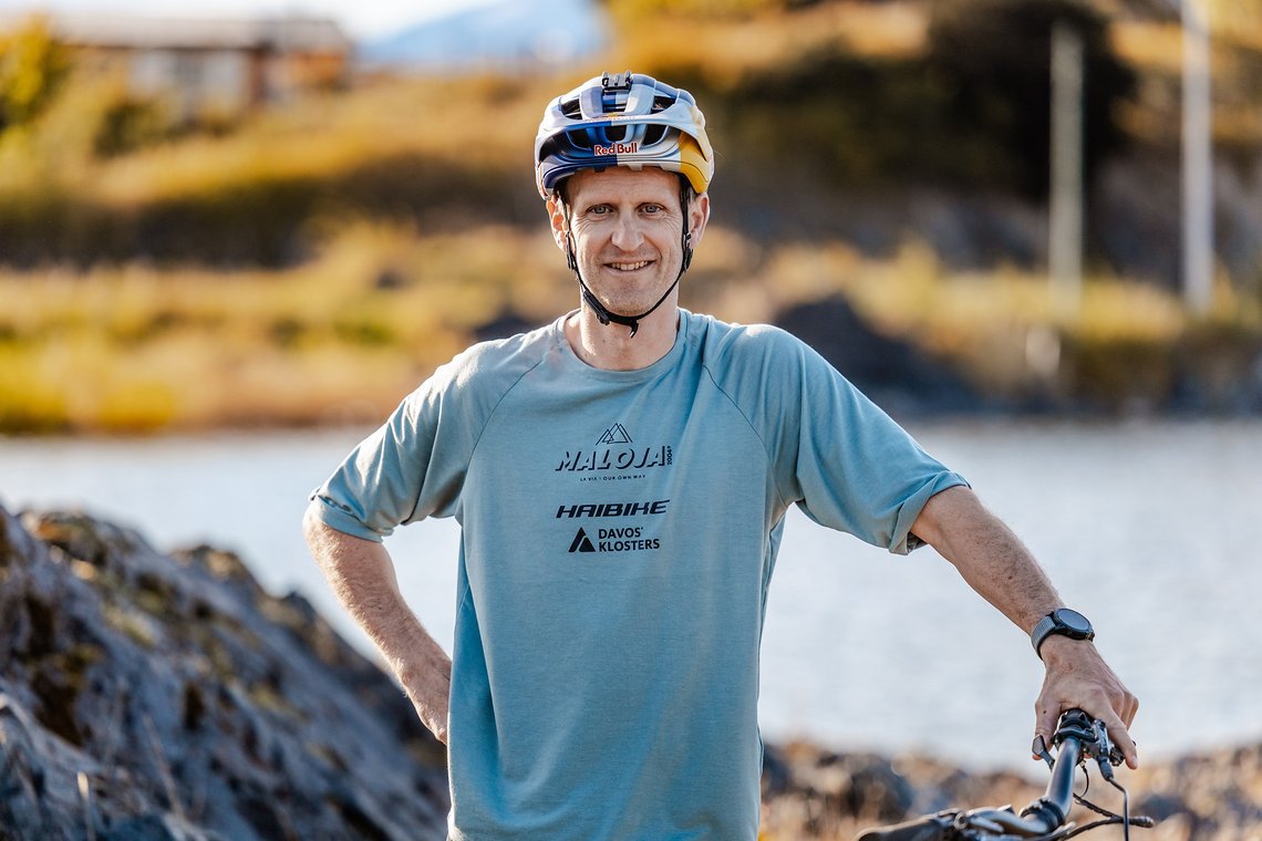Tom Öhler ist ein österreichischer Profi-Biker und ehemaliger Weltmeister im Trial-Biken.