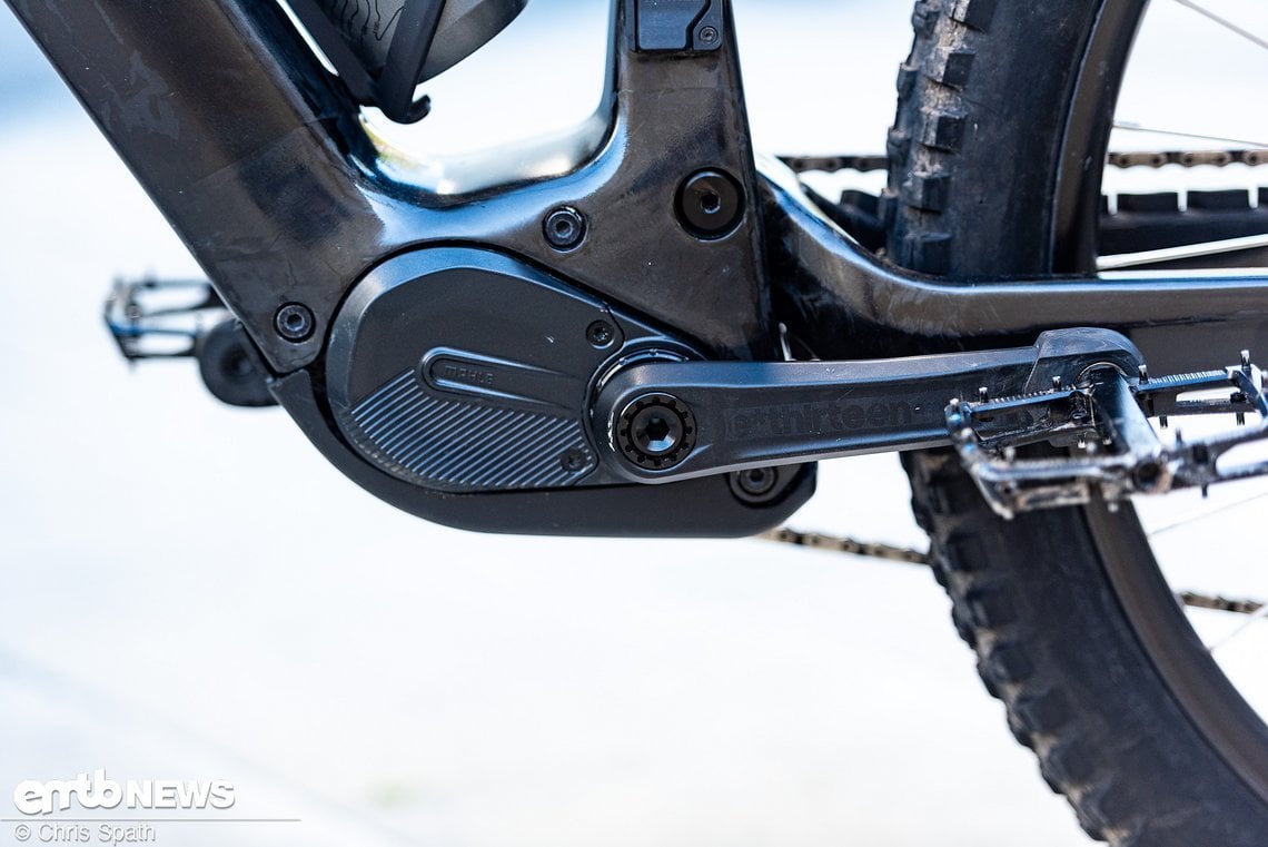 Erstmals setzt Mahle auf einen eigenen Mittelmotor, der dem Hersteller den Mountainbike-Bereich eröffnen soll