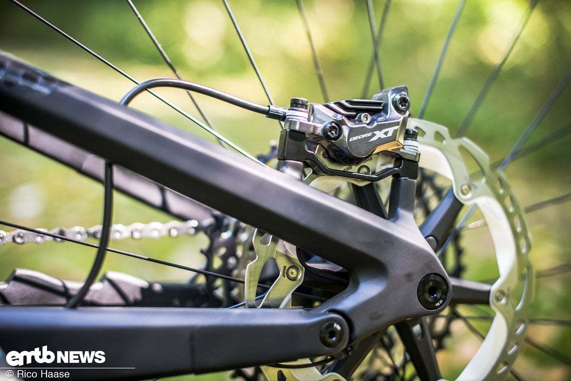 ... mit einer kraftvollen Shimano XT