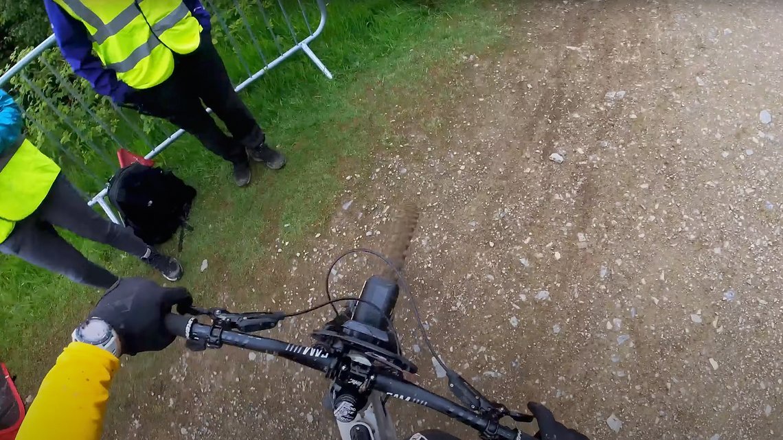 … Trigger für die Motorunterstützung am Cockpit!