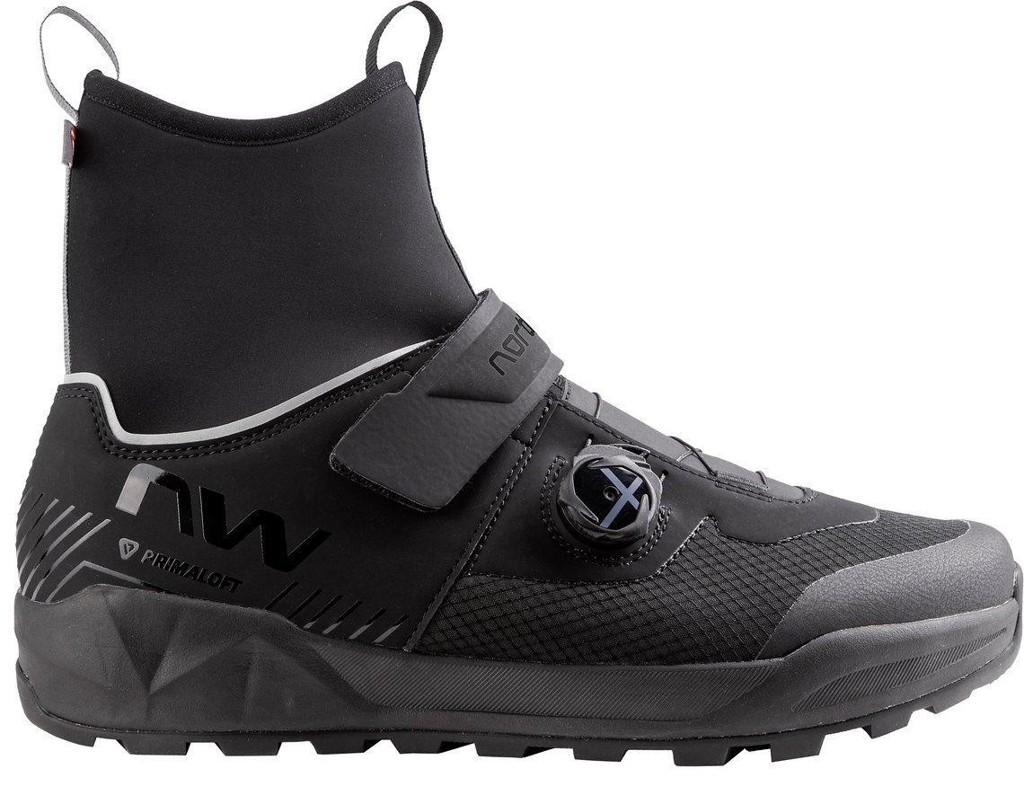 Der Northwave Magma X Plus ist ein warmer Schuh für 2-Loch-Cleats.