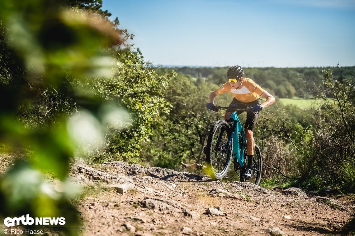 David Sander ist vorzugsweise auf dem XC-Hardtail unterwegs und damit auch nicht selten in Trailbike- bis Endurohabitaten zu finden