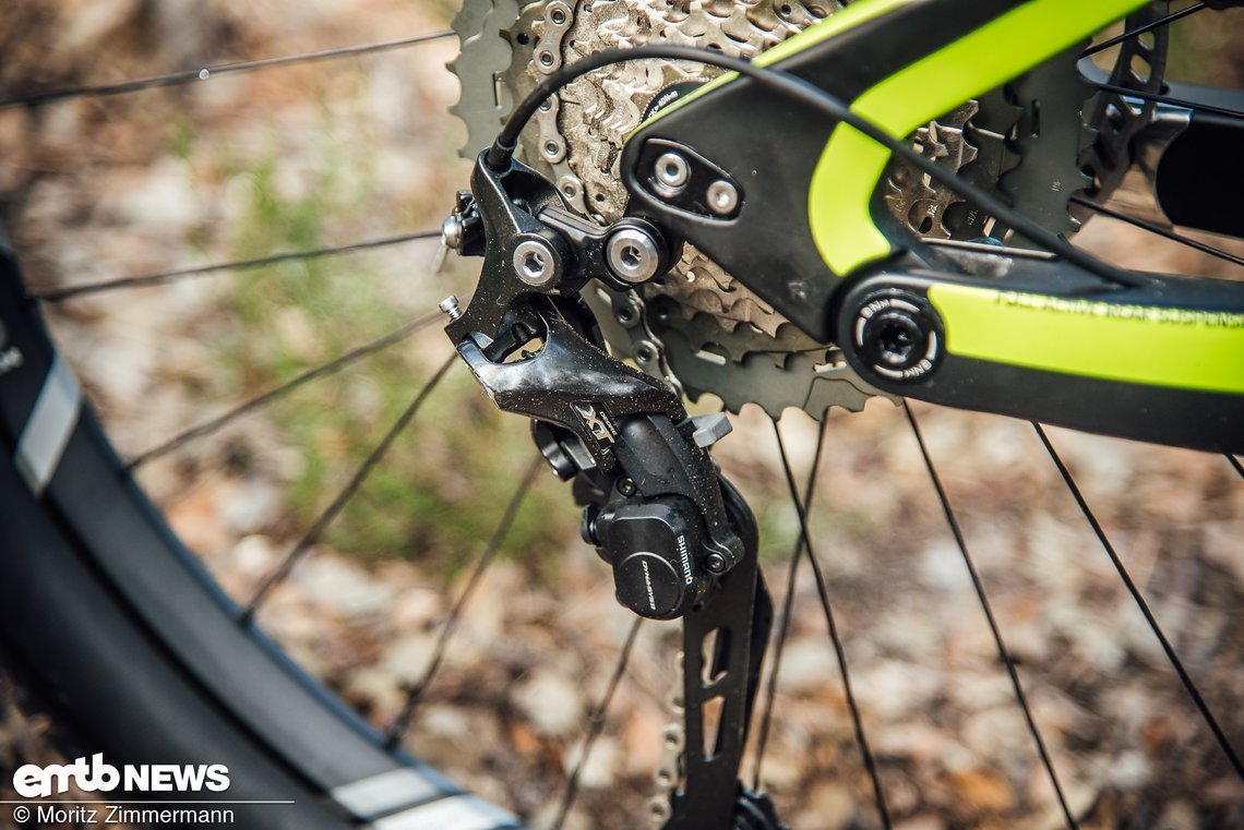 Geschaltet wird mit einem XT-Schaltwerk von Shimano