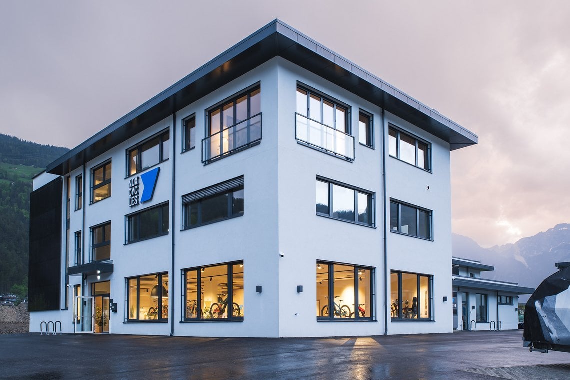 Fort Nox - das neue Headquarter von Nox Cycles im Zillertal/Österreich.