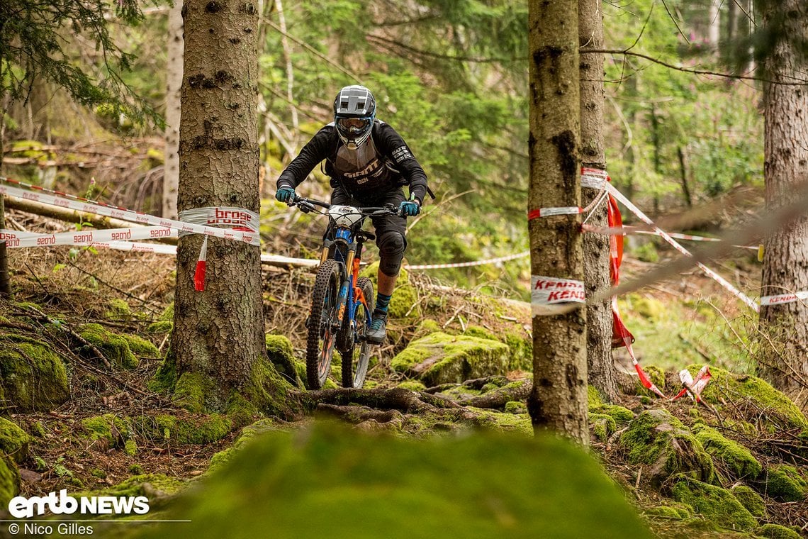 Rick mag Downhill-Pisten und sichert sich Platz 4 in der Enduro-Wertung