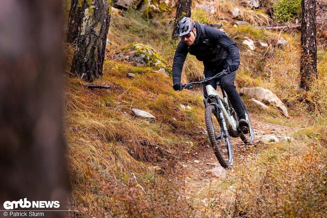 Das Canyon Strive:ON CFR ist kein geborener Allrounder, kann es aber sein