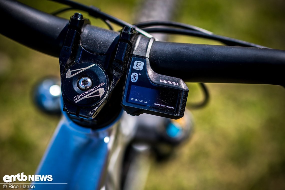 Das kleine Shimano-Display liefert alle Daten