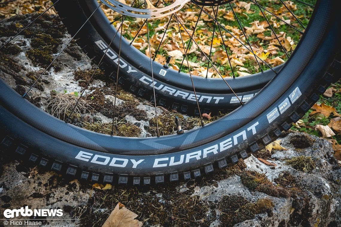 Du suchst einen langlebigen Reifen für dein E-MTB? Der Schwalbe Eddy Current könnte der Richtige für dich sein.