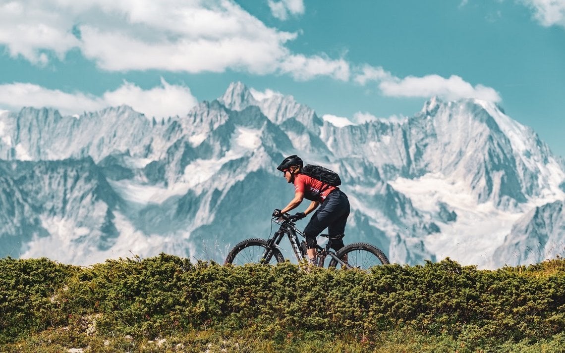 Die E-Tour du Mont-Blanc gehört zu den großen Abenteuern im E-Racing.