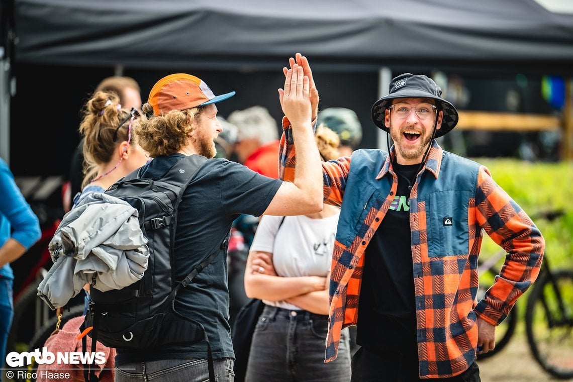 Für uns heißt es Anfang Mai in Riva immer: Freunde treffen und einfach eine gute Zeit haben.