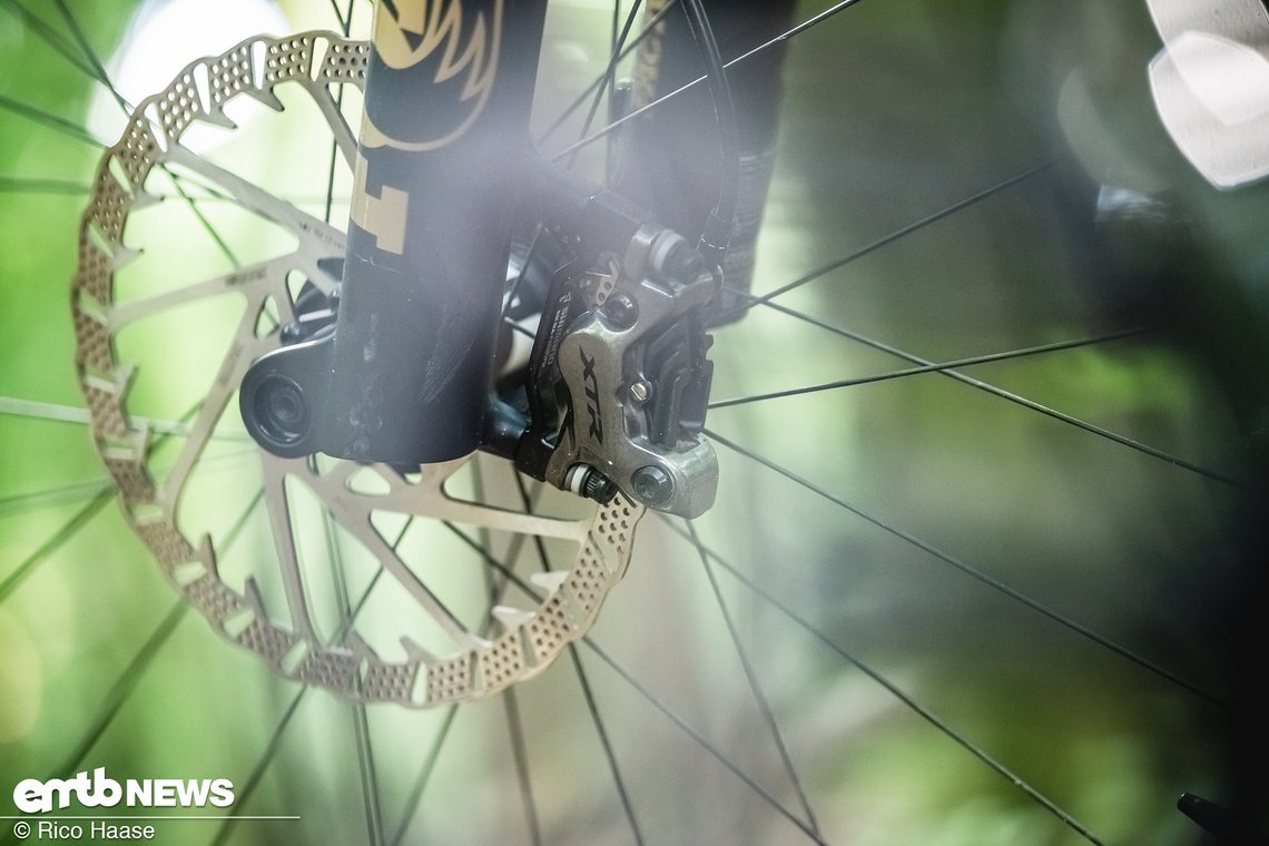 Gepaart sind die XTR-Stopper mit ...