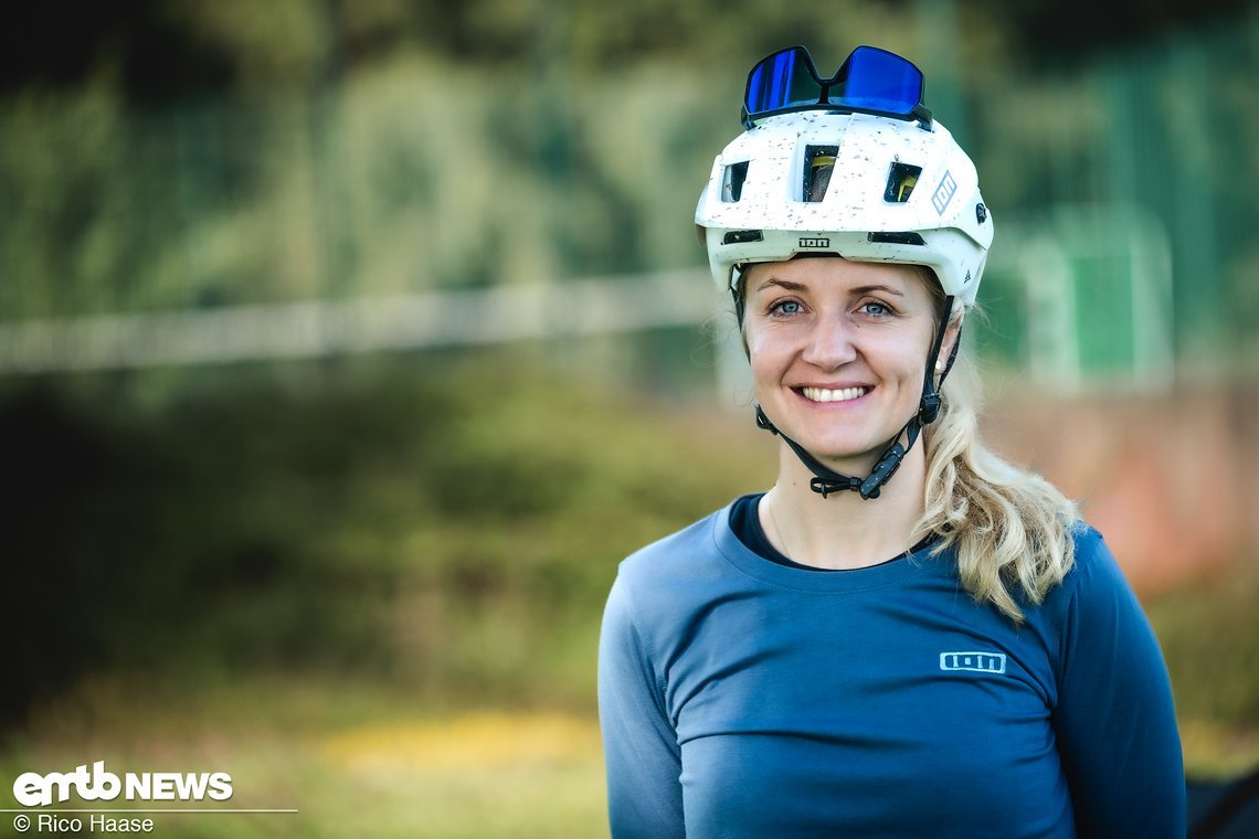 Linda kommt aus dem Marathon und für sie war es das erst Mal auf dem E-Bike.
