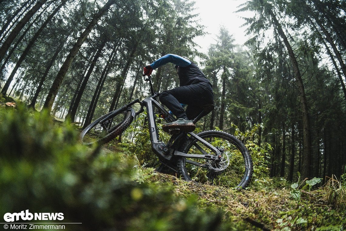 Im Uphill bewegt sich das M1 souverän.
