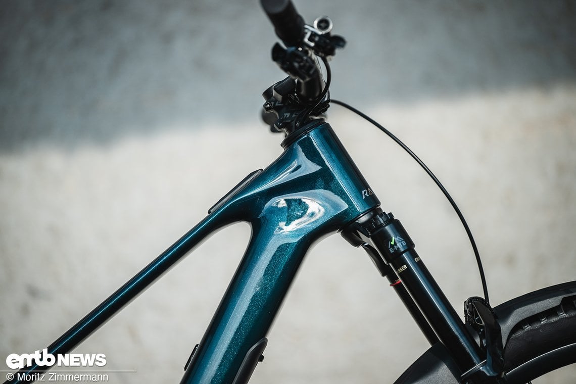 Der Rahmen verfügt über ein cleanes, dynamisches Design und wirkt sehr hochwertig.