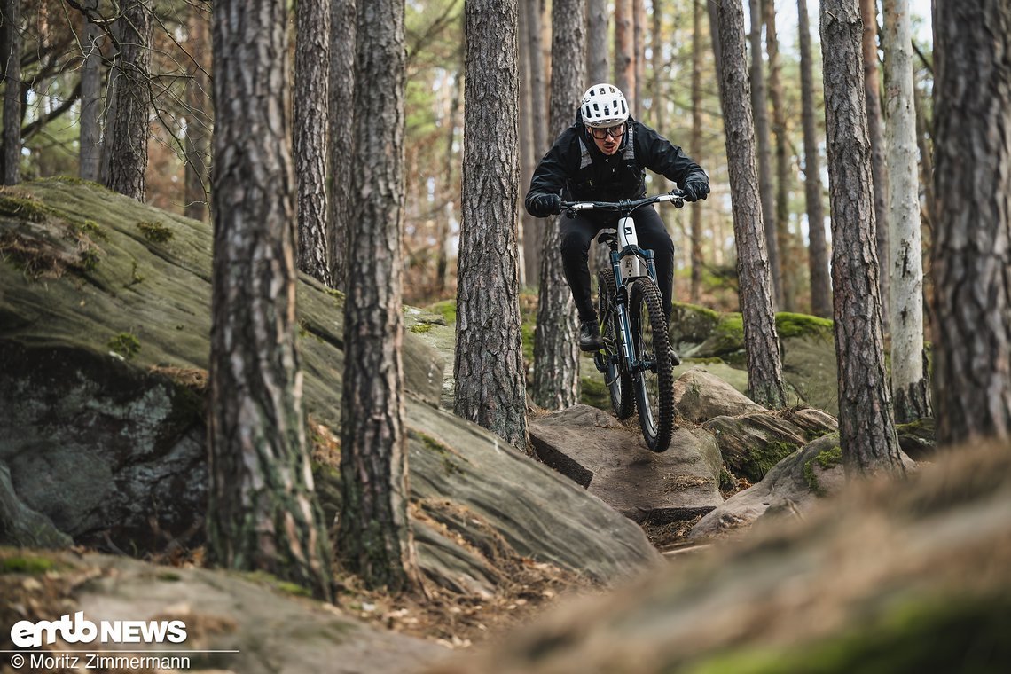 Auch in ruppigen oder steileren Abschnitten ist man mit dem Haibike Hybe sehr gut aufgestellt.