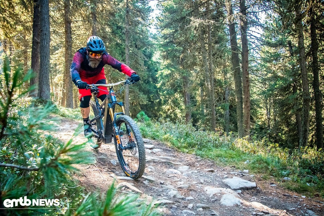 Ruppige Passagen werden vom Fahrwerk einfach eingeebnet