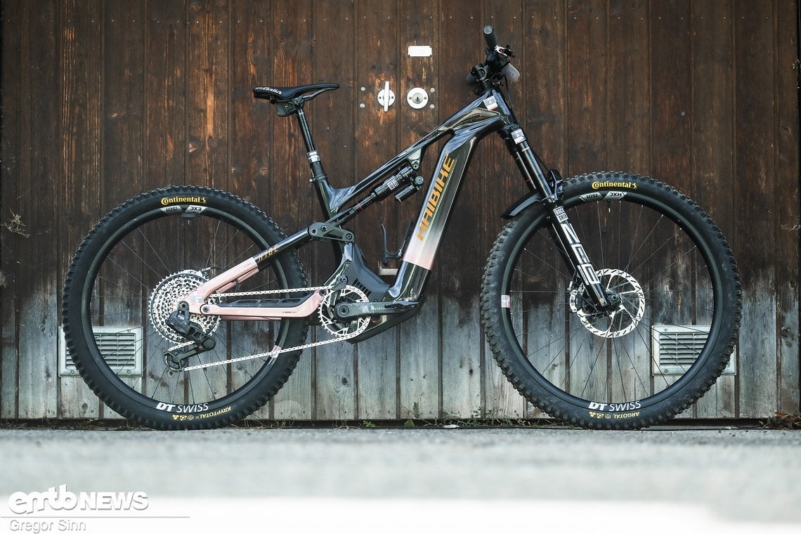 Anna Spielmann ist bei Haibike unter Vertrag und geht mit einem Haibike Hybe an den Start.