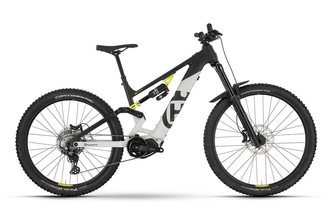 Husquarana hat mit dem Hard Cross HC1 ein potentes Super-E-Enduro im Programm – 180/170 mm Federweg lassen keine Wünsche offen. Angetrieben wird das E-Bike vom Shimano EP6 und schlägt mit 5.000 € zu Buche.