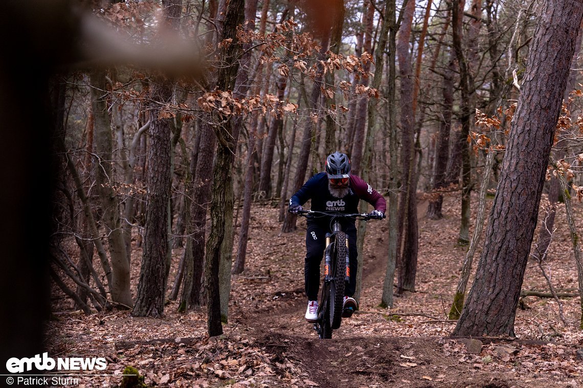 Der Fazua-Motor schiebt ordentlich den Berg hinauf.