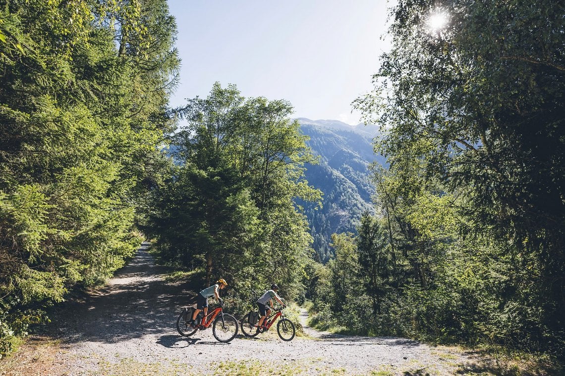 Rasant geht das Wallis hinunter