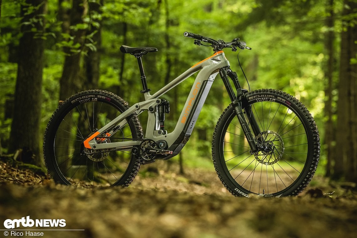 Simplon Rapcon Pmax Pinion – ein Performance-E-MTB mit solider, stimmiger Ausstattung.