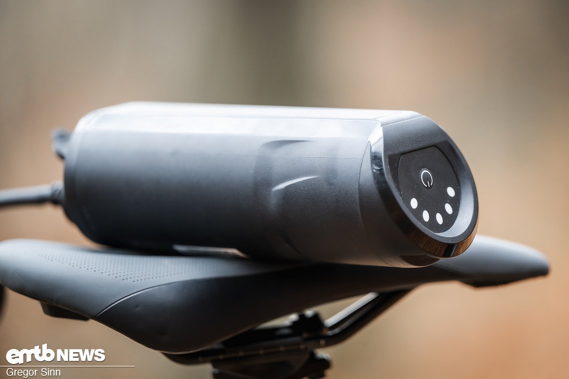 Optional kann man einen Range Extender mit 200 Wh für ca. 500 € erwerben.