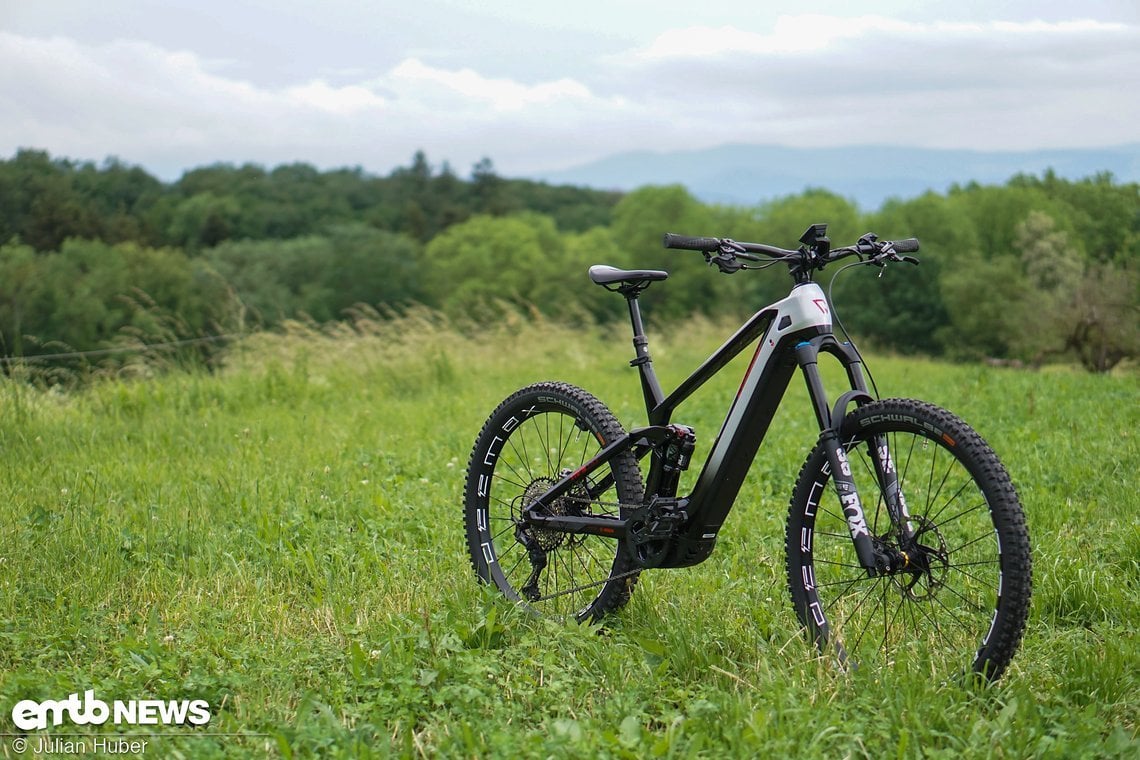 Conway Xyron S 8.9 MX Carbon – Ein leichtes E-All-Mountain mit Bosch-Antrieb für den vielfältigen Einsatz.