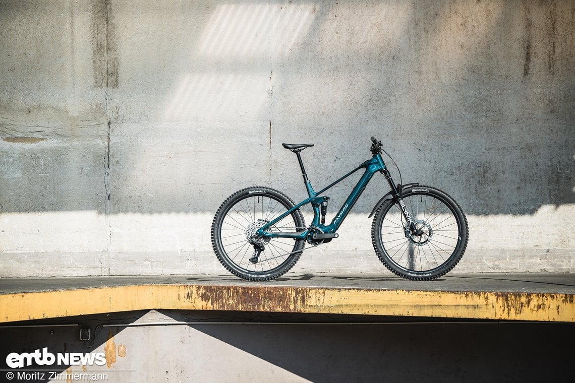 Raymon konstruiert das Airok Ultra mit einem klassischen Horst-Link-Hinterbau,