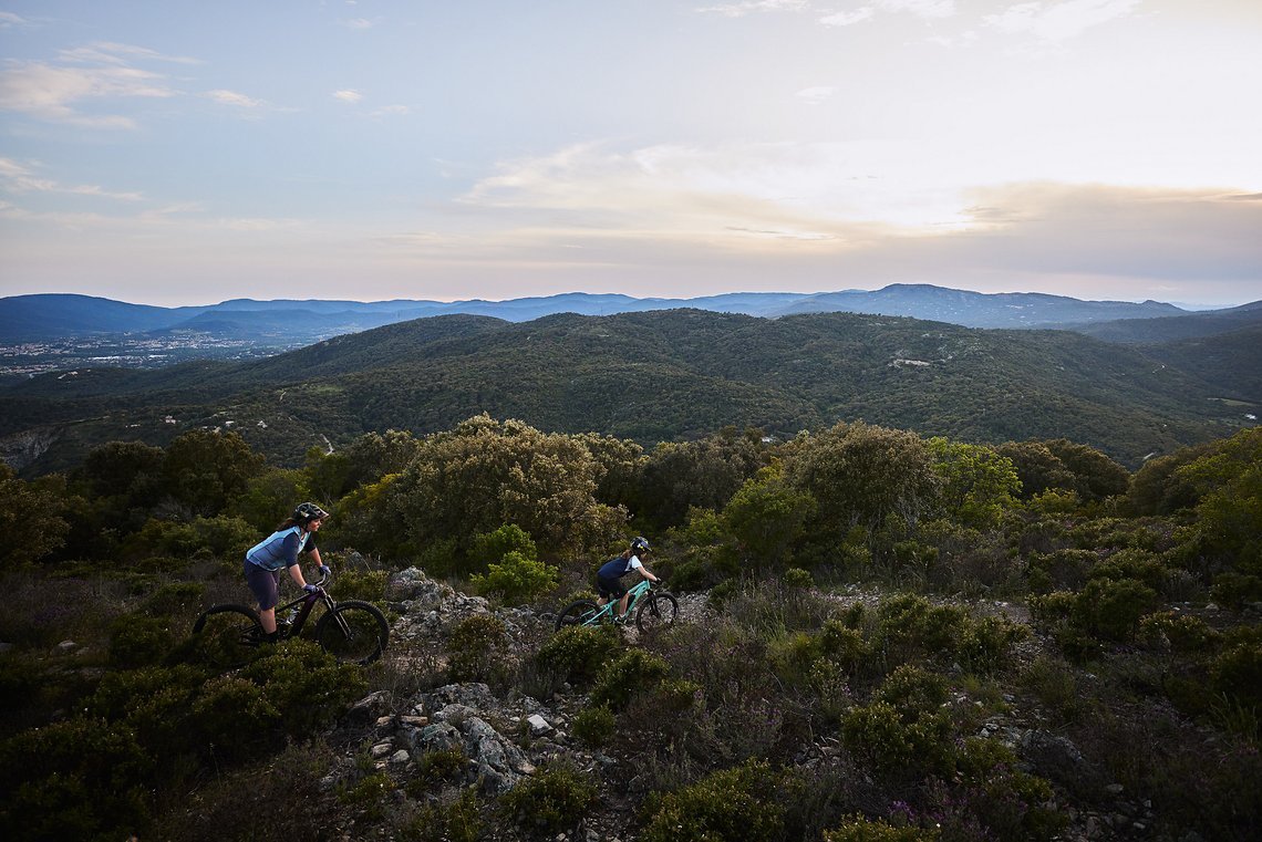 Trail mit Blick: Motorisierter Nachwuchs …