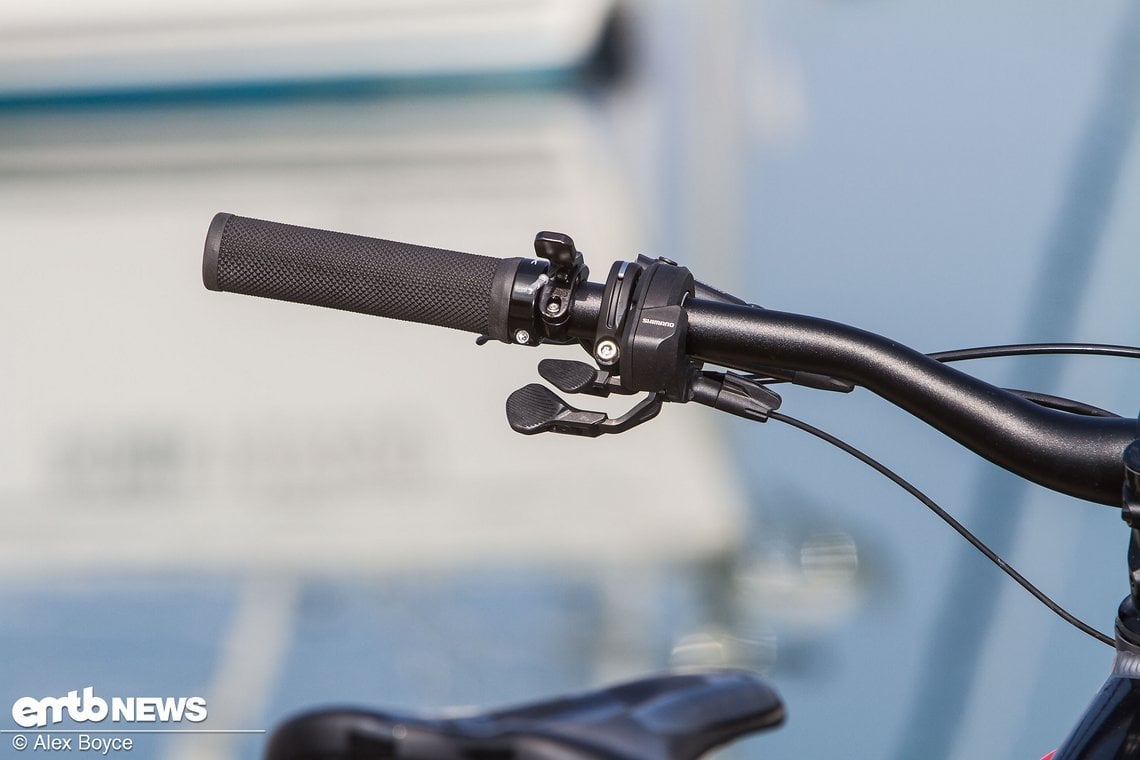 Mit diesem Shifter ändert man am Shimano Steps E8000-Motor die Unterstützungsmodi