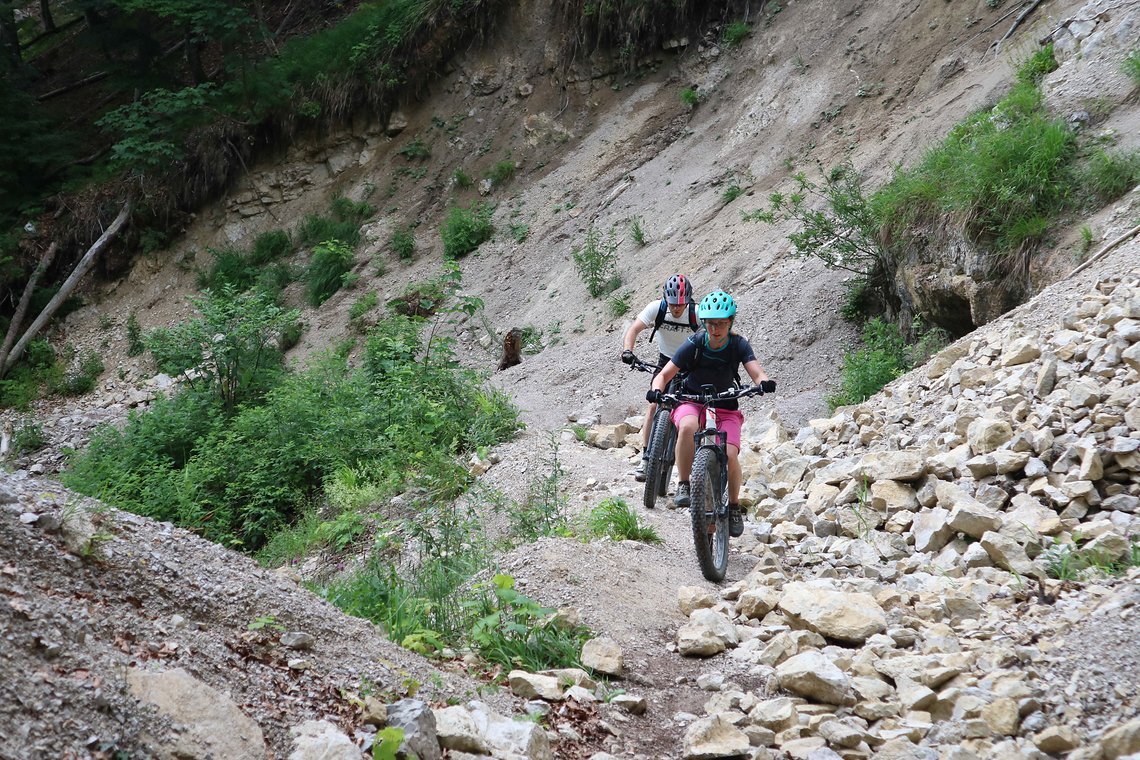 Wir gönnen uns den Uphill Trail zur Winklmoos Alm, auch wenn er uns ein bisschen Akku kostet – so viel Spaß muss sein