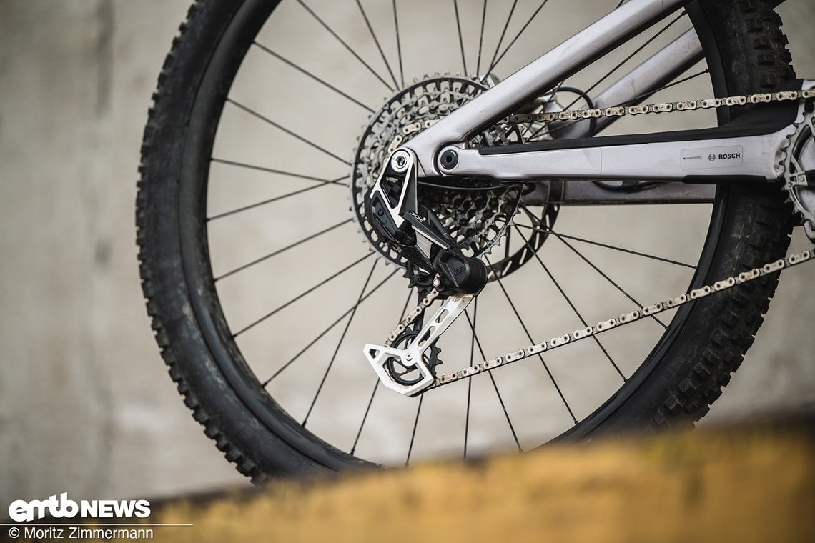 Der SRAM-XX-Transmission-Antrieb passt ins edle Gesamtbild.