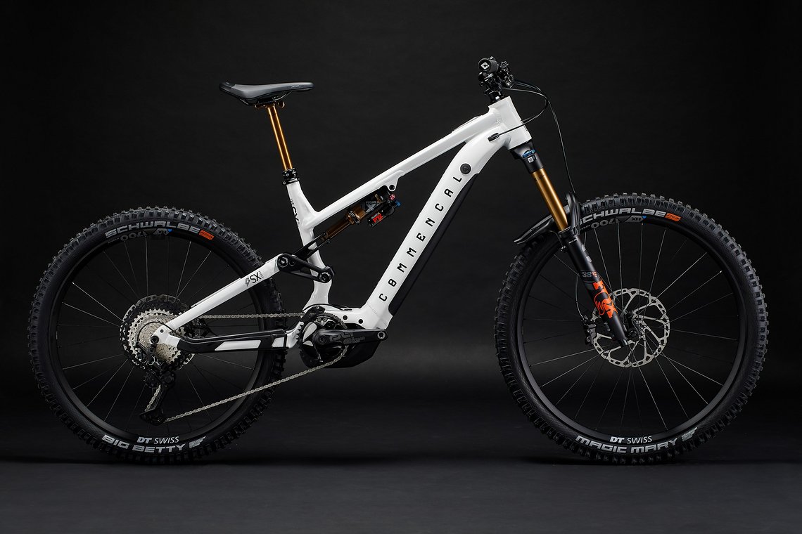 Commencal stattet seine E-MTB, das Meta Power TR und das Meta Power SX jetzt mit Antrieben von Bosch aus.