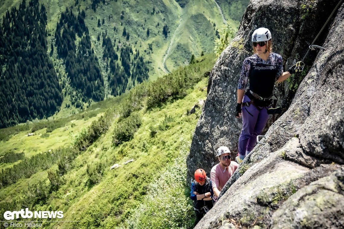 ... auch mal inne zu halten, stehen zu bleiben und den Blick über das Land schweifen zu lassen.