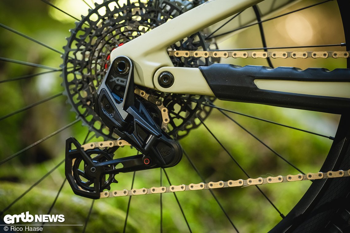 Nobel wird geschaltet mit der SRAM X0 Eagle Transmission
