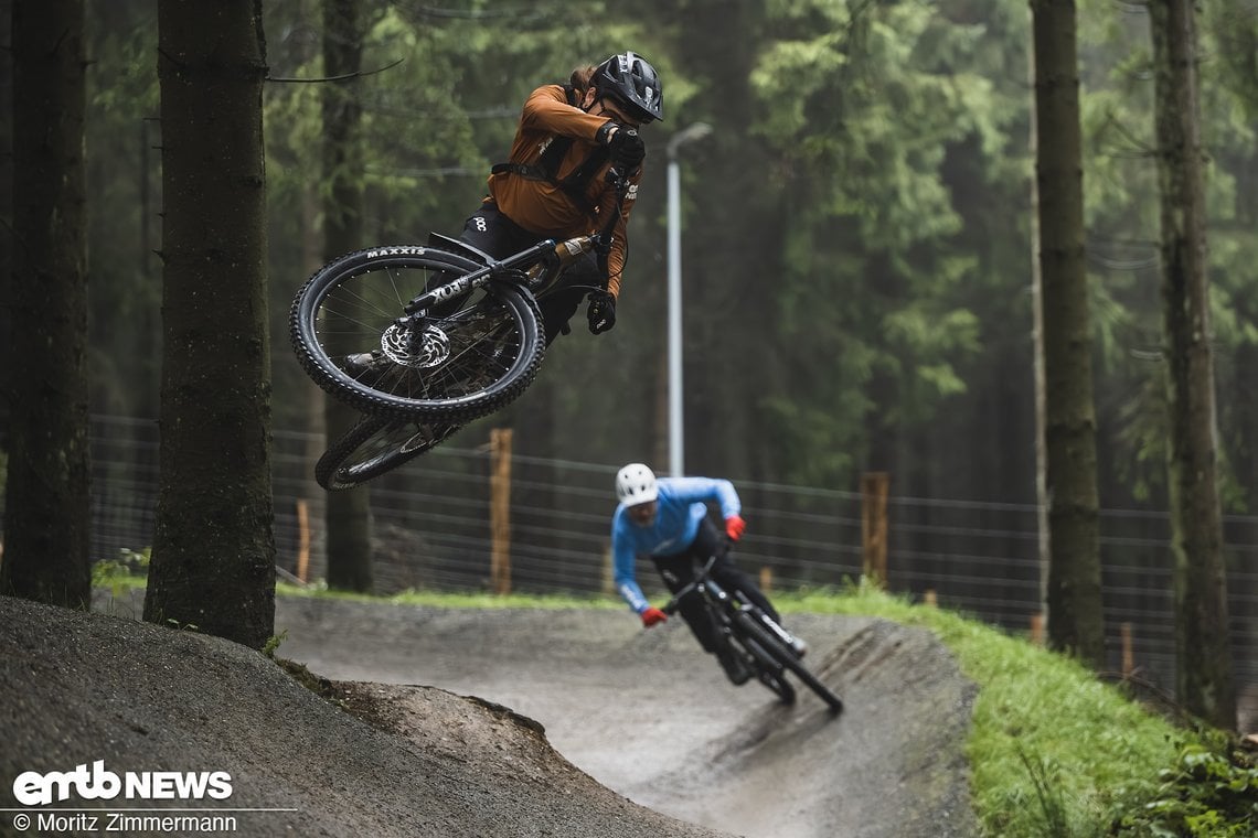 Auf den geshapten Strecken im „The Mother Bikerpark Winterberg“ hatten wir jede Menge Spaß.
