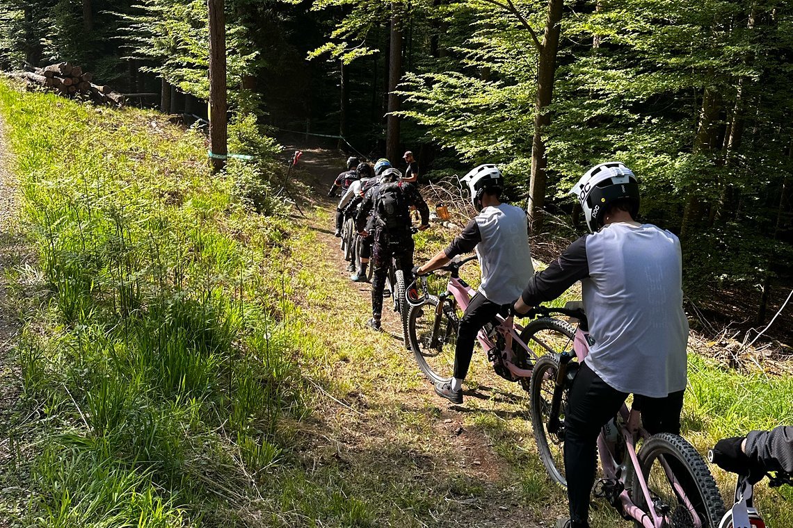 Enduro-Racing bei einer Jedermann-Rennserie wie der Enduro One, bedeutet immer: ...