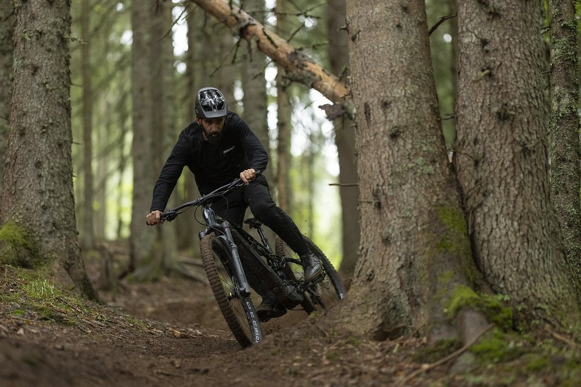 Dank der hochwertigen Ausstattung kann man mit dem E-Feel auch die richtig harten Trails in Angriff nehmen.