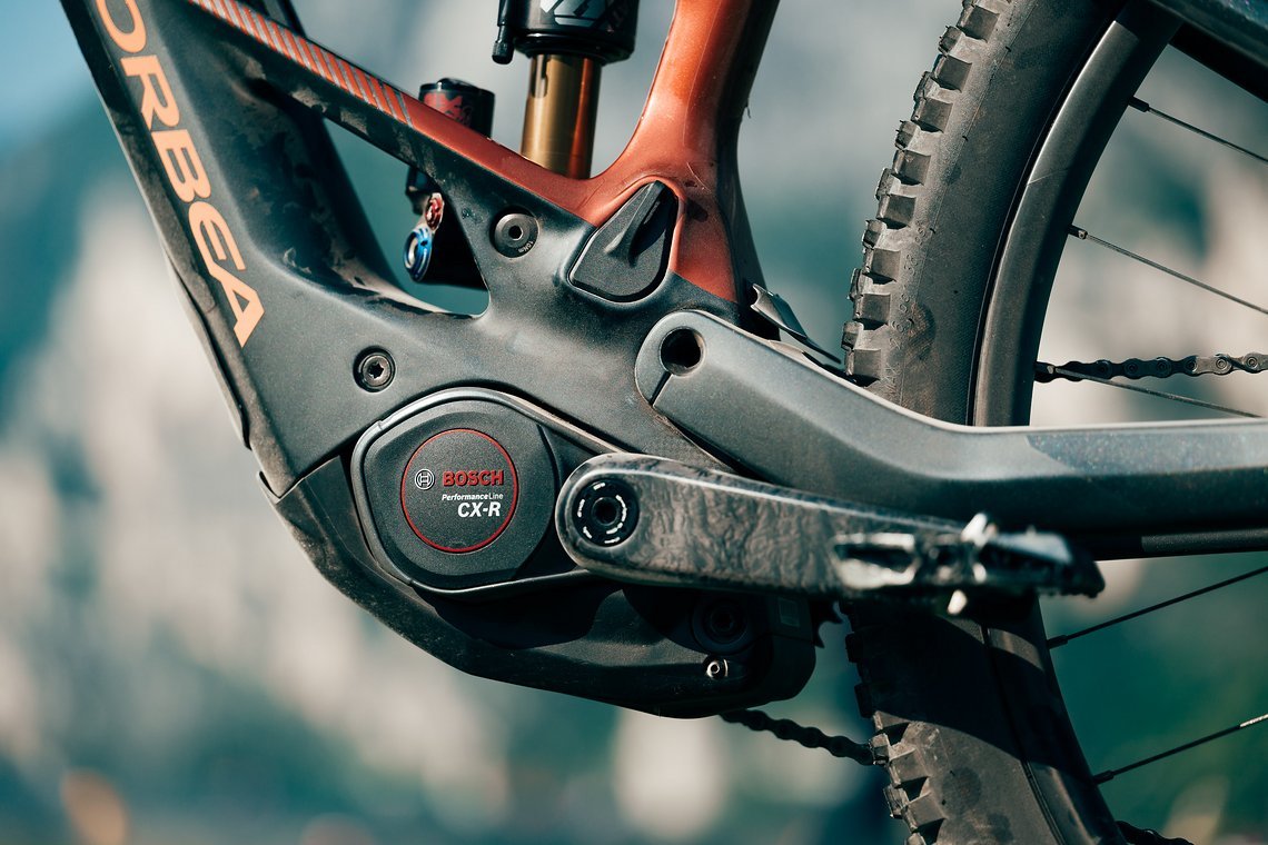 Vor dem Rennen wurde der neue CX-R vorgestellt,