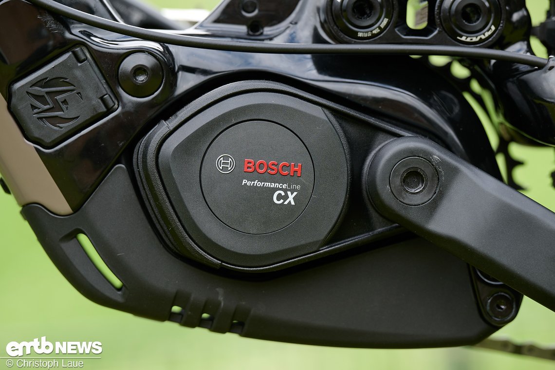 Gleiche Anbaupunkte, ohne Titan-Antriebsachse und keine Keramiklager – 100 g schwerer – kommt der normale Bosch CX Gen 5 im Ride-Modell.
