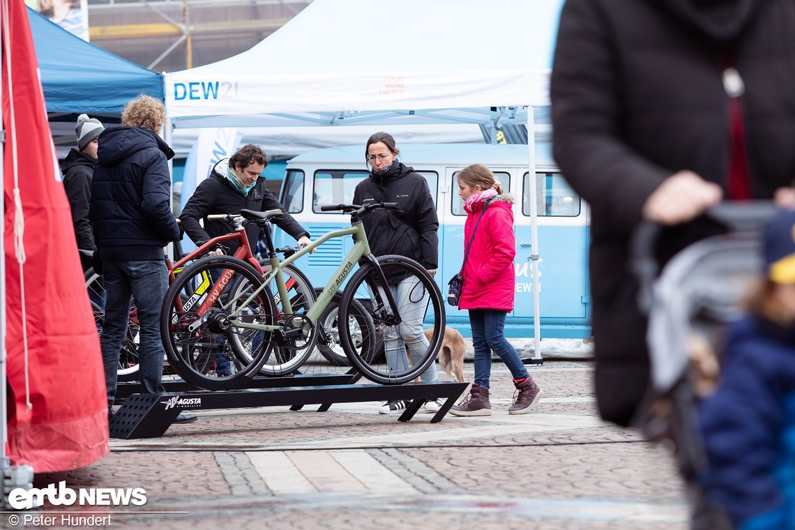 Sondern auch sehr ansehnliche E-Bikes.