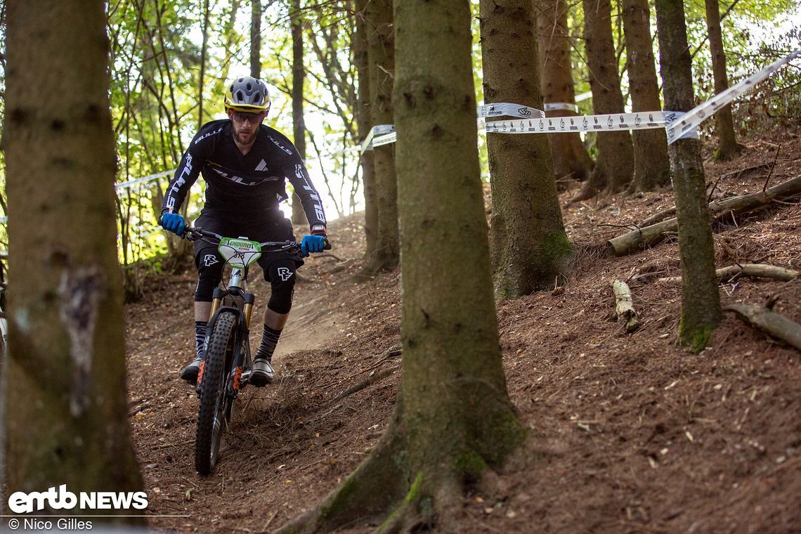 Marc, einer der ganz schnellen Fahrer, fuhr auf seinem Bulls auf Platz 2