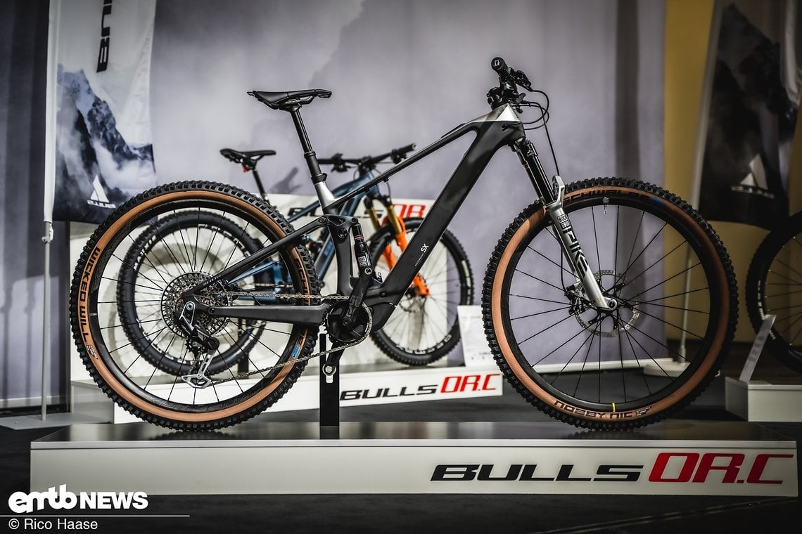 Bulls Sonic EVO AM SX-I – ein Light-E-MTB mit 140/130 mm Federweg und RockShox-Fahrwerk.