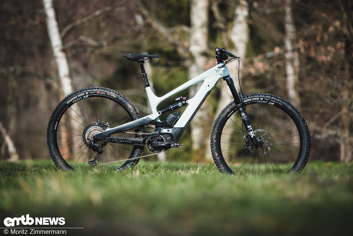 YT Decoy Pro 29 – ein E-Trailbike mit Carbon-Rahmen, 29-Zoll-Laufrädern und Shimano-Motor