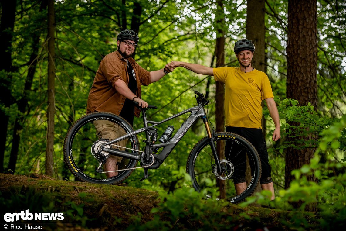 Patrick von Sons of Battery – kurz SOB – zeigt stolz sein Orbea Wild FS