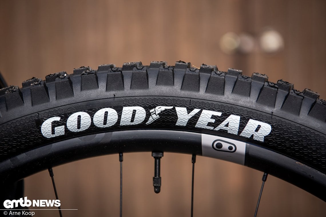 Goodyear Wrangler-1862