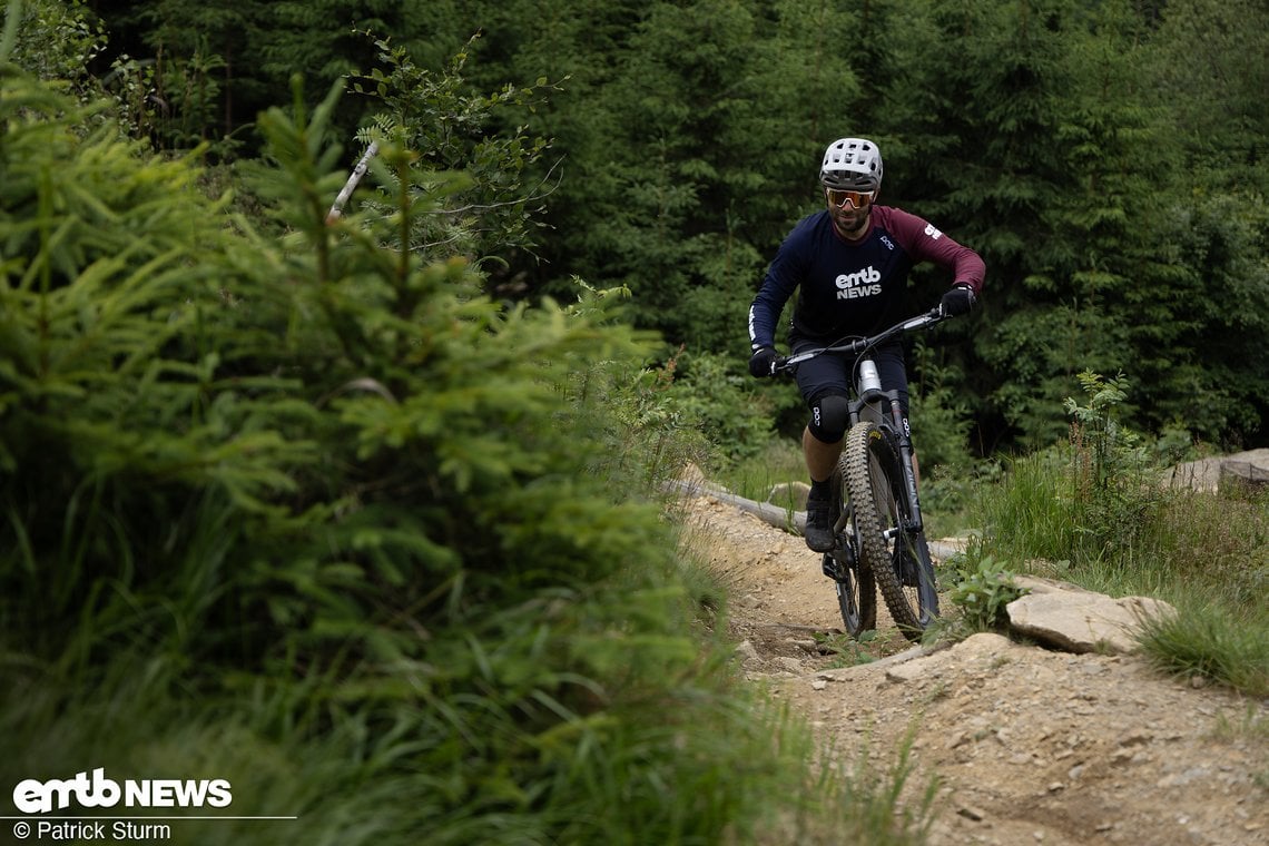 Im Uphill punktet das Heckler SL mit einem natürlichen Fahrgefühl, das steile Rampen und Trail-Uphills wesentlich entspannter macht.