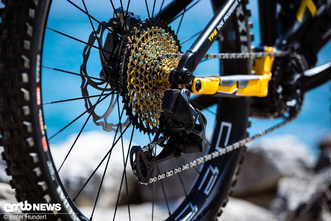 SRAM Eagle in Gold: …